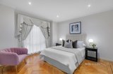 https://images.listonce.com.au/custom/160x/listings/10-holmes-way-glen-waverley-vic-3150/526/01346526_img_10.jpg?jFMcZouS9k0