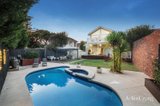 https://images.listonce.com.au/custom/160x/listings/10-holyrood-street-hampton-vic-3188/673/01741673_img_01.jpg?pf2t3WfxEB0