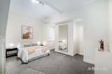 https://images.listonce.com.au/custom/160x/listings/10-holyrood-street-hampton-vic-3188/673/01741673_img_11.jpg?lWS10TCQSxs