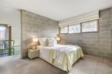 https://images.listonce.com.au/custom/160x/listings/10-howard-street-glen-iris-vic-3146/637/00378637_img_10.jpg?vvhQBltJheI