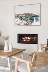 https://images.listonce.com.au/custom/160x/listings/10-hunter-lane-bonbeach-vic-3196/032/01817032_img_03.jpg?XA20CdlMS1M