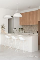 https://images.listonce.com.au/custom/160x/listings/10-hunter-lane-bonbeach-vic-3196/032/01817032_img_05.jpg?xwYCP-waFJc