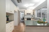 https://images.listonce.com.au/custom/160x/listings/10-janfourd-court-mount-waverley-vic-3149/894/01681894_img_03.jpg?9PwPscleuNA
