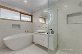 https://images.listonce.com.au/custom/160x/listings/10-jefferson-grove-doncaster-east-vic-3109/496/01441496_img_09.jpg?uQN6e8IzT5Y