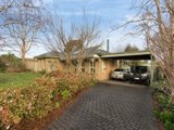 https://images.listonce.com.au/custom/160x/listings/10-kadina-court-mooroolbark-vic-3138/259/01524259_img_20.jpg?J-IylSA4PJU