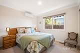 https://images.listonce.com.au/custom/160x/listings/10-kate-charlesworth-place-croydon-hills-vic-3136/215/01985215_img_09.jpg?XGFp0ukPxf4