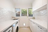 https://images.listonce.com.au/custom/160x/listings/10-kate-charlesworth-place-croydon-hills-vic-3136/215/01985215_img_12.jpg?XfBHpnXDxUs