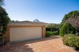 https://images.listonce.com.au/custom/160x/listings/10-kate-charlesworth-place-croydon-hills-vic-3136/215/01985215_img_15.jpg?k-LsDPmlNZs
