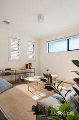 https://images.listonce.com.au/custom/160x/listings/10-kellett-street-northcote-vic-3070/305/01931305_img_06.jpg?MP9548Taf4U