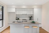 https://images.listonce.com.au/custom/160x/listings/10-kepsi-place-croydon-vic-3136/085/01626085_img_04.jpg?RNxhHEPjpp8