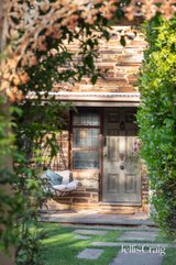 https://images.listonce.com.au/custom/160x/listings/10-kerrs-road-st-andrews-vic-3761/948/01818948_img_03.jpg?UU5xFFRnXdQ