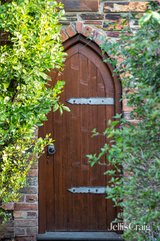 https://images.listonce.com.au/custom/160x/listings/10-kerrs-road-st-andrews-vic-3761/948/01818948_img_18.jpg?ExNVDGNFG8w