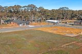 https://images.listonce.com.au/custom/160x/listings/10-kingfisher-drive-mckenzie-hill-vic-3451/375/01727375_img_08.jpg?aoumr5QTiqg