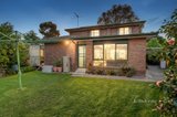 https://images.listonce.com.au/custom/160x/listings/10-kristen-close-glen-waverley-vic-3150/451/01594451_img_12.jpg?dT9QMMYgGvU