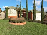 https://images.listonce.com.au/custom/160x/listings/10-kyra-close-lilydale-vic-3140/412/00620412_img_01.jpg?LVOf-TxeQDU