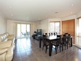 https://images.listonce.com.au/custom/160x/listings/10-kyra-close-lilydale-vic-3140/412/00620412_img_02.jpg?vNvYQhMDUkM