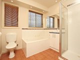 https://images.listonce.com.au/custom/160x/listings/10-kyra-close-lilydale-vic-3140/412/00620412_img_07.jpg?m1GLg16BcQU