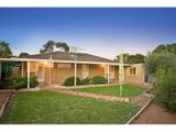 https://images.listonce.com.au/custom/160x/listings/10-laird-drive-altona-meadows-vic-3028/485/01202485_img_07.jpg?lhiwcLmWTXc