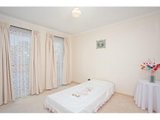 https://images.listonce.com.au/custom/160x/listings/10-laird-drive-altona-meadows-vic-3028/485/01202485_img_09.jpg?WxtXAtcmDpE