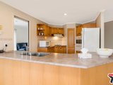 https://images.listonce.com.au/custom/160x/listings/10-lakeview-drive-lilydale-vic-3140/951/01524951_img_08.jpg?rAaROYMOFQY