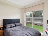 https://images.listonce.com.au/custom/160x/listings/10-lakeview-drive-lilydale-vic-3140/951/01524951_img_09.jpg?oV8--jQpX_M