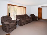 https://images.listonce.com.au/custom/160x/listings/10-lancaster-avenue-newcomb-vic-3219/857/01699857_img_03.jpg?smTamIjoxTs