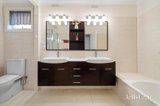 https://images.listonce.com.au/custom/160x/listings/10-landen-avenue-glen-waverley-vic-3150/536/01768536_img_07.jpg?m6GNIIYe9Mc