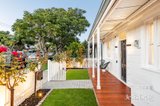 https://images.listonce.com.au/custom/160x/listings/10-latrobe-street-newport-vic-3015/752/01889752_img_02.jpg?4viFNLLTT9c