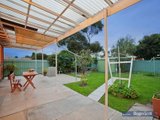 https://images.listonce.com.au/custom/160x/listings/10-lawrence-court-altona-north-vic-3025/331/01202331_img_08.jpg?P0kpL-gEAN4