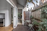 https://images.listonce.com.au/custom/160x/listings/10-lennox-street-richmond-vic-3121/225/01418225_img_05.jpg?xsrmK7WU4p0