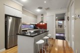 https://images.listonce.com.au/custom/160x/listings/10-lilardia-avenue-maribyrnong-vic-3032/724/00821724_img_06.jpg?hYM5EUIk7z0