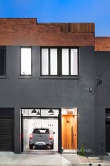 https://images.listonce.com.au/custom/160x/listings/10-little-oxford-street-collingwood-vic-3066/748/01061748_img_19.jpg?-SafYjL00FQ