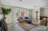 https://images.listonce.com.au/custom/160x/listings/10-long-valley-way-eltham-vic-3095/916/01779916_img_03.jpg?QTijAHBqF8I