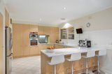 https://images.listonce.com.au/custom/160x/listings/10-malei-court-templestowe-vic-3106/291/00329291_img_04.jpg?z3AtZGUZoxA