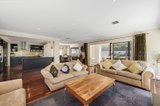 https://images.listonce.com.au/custom/160x/listings/10-manchester-place-mulgrave-vic-3170/142/00751142_img_04.jpg?0Zb-r2h954A