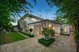 https://images.listonce.com.au/custom/160x/listings/10-manchester-place-mulgrave-vic-3170/142/00751142_img_09.jpg?Y8qXdL8G-R4