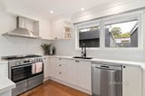 https://images.listonce.com.au/custom/160x/listings/10-mandowie-crescent-croydon-vic-3136/463/01643463_img_06.jpg?DRGoscE4DSo