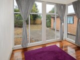 https://images.listonce.com.au/custom/160x/listings/10-marlo-street-hamlyn-heights-vic-3215/837/01699837_img_06.jpg?-lgv4hQOL28
