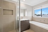 https://images.listonce.com.au/custom/160x/listings/10-maroubra-street-armstrong-creek-vic-3217/554/01947554_img_11.jpg?UNNfPOkheQQ