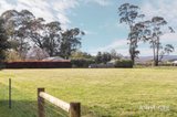 https://images.listonce.com.au/custom/160x/listings/10-mcmahons-road-glenlyon-vic-3461/631/01989631_img_09.jpg?uu5CePdpiz4