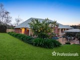 https://images.listonce.com.au/custom/160x/listings/10-meadowvale-court-lilydale-vic-3140/813/01525813_img_16.jpg?dIgxWckzRYU