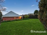 https://images.listonce.com.au/custom/160x/listings/10-meadowvale-court-lilydale-vic-3140/813/01525813_img_17.jpg?dIgxWckzRYU