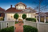 https://images.listonce.com.au/custom/160x/listings/10-middle-road-camberwell-vic-3124/676/00111676_img_01.jpg?_xxTXOFxahs