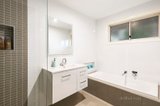 https://images.listonce.com.au/custom/160x/listings/10-milton-way-hurstbridge-vic-3099/930/00576930_img_08.jpg?meE82adOJG4