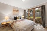 https://images.listonce.com.au/custom/160x/listings/10-montanus-court-ringwood-vic-3134/691/01959691_img_11.jpg?fGTi2EXsXqk