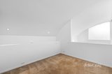 https://images.listonce.com.au/custom/160x/listings/10-moorhouse-street-richmond-vic-3121/468/01915468_img_09.jpg?B2VTOJQ7MDQ