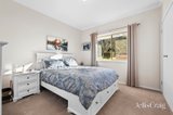 https://images.listonce.com.au/custom/160x/listings/10-morton-street-glenlyon-vic-3461/888/01929888_img_06.jpg?t0Qk0mnW3v8