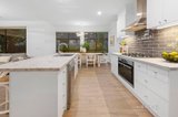 https://images.listonce.com.au/custom/160x/listings/10-mulberry-drive-mount-martha-vic-3934/118/01485118_img_07.jpg?kUzC8pn13B8