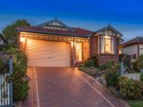 https://images.listonce.com.au/custom/160x/listings/10-nellie-court-chirnside-park-vic-3116/993/01523993_img_01.jpg?E6C51Y0h8mo