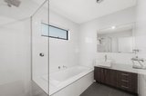 https://images.listonce.com.au/custom/160x/listings/10-newhaven-lane-croydon-vic-3136/421/01732421_img_03.jpg?D1ghRRZRMiQ